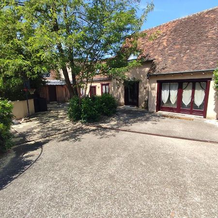 Grand Gite - Le Saint-Chrirtophe Châteauroux Extérieur photo