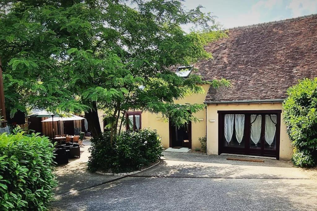 Grand Gite - Le Saint-Chrirtophe Châteauroux Extérieur photo